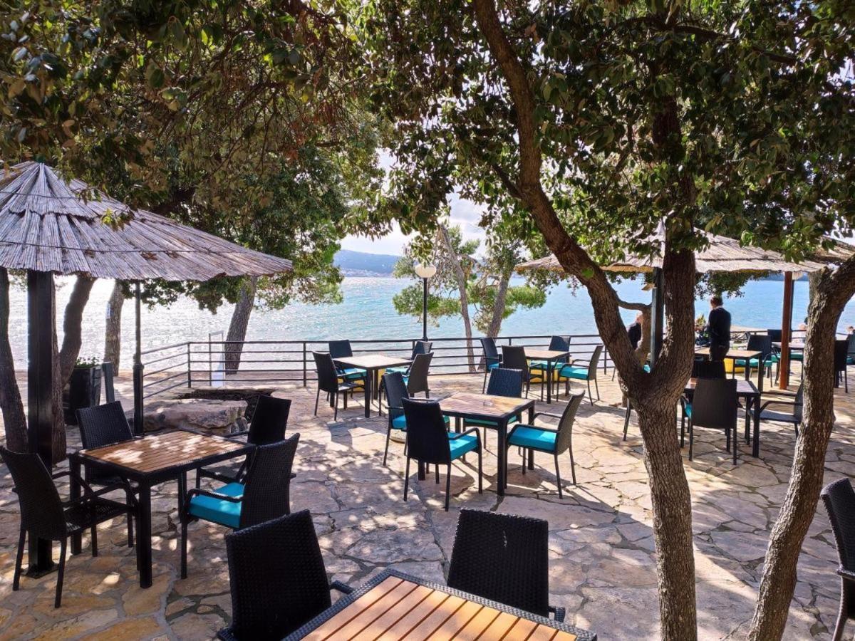 Laca Biograd Na Moru Bagian luar foto